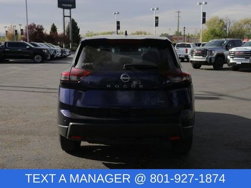 Used 2026 Nissan Rogue SV AWD/4WD image 5