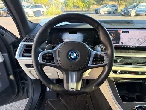 Used 2024 BMW X5 xDrive50e w/ Executive Package AWD/4WD image 13