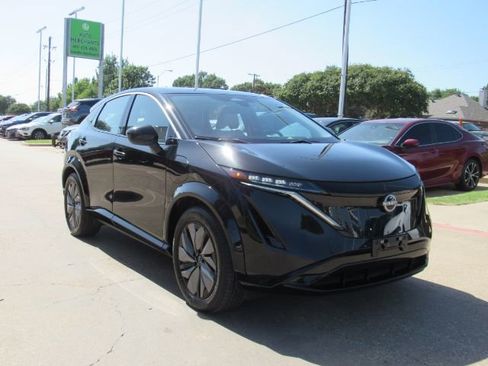 Used 2024 Nissan Ariya FWD image 3