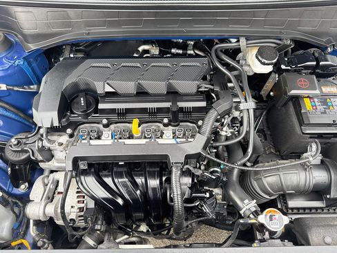 Used 2024 Hyundai Venue SE FWD image 32