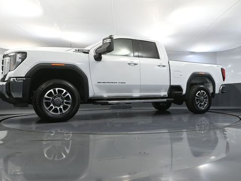 Used 2024 GMC Sierra 2500 SLE w/ SLE Value Package AWD/4WD image 49