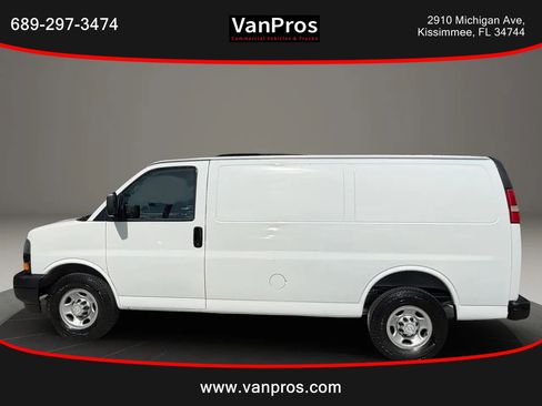 Used 2019 Chevrolet Express 2500 w/ Driver Convenience Package RWD image 2