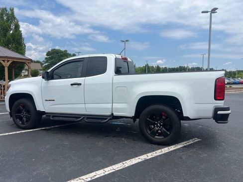 Used 2022 Chevrolet Colorado LT w/ Redline Special Edition RWD image 9