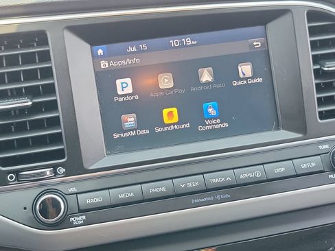 Used 2017 Hyundai Elantra SE FWD image 10