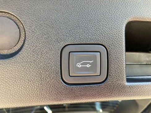 Used 2025 Chevrolet Equinox ACTIV w/ Safety and Technology Package AWD/4WD image 26