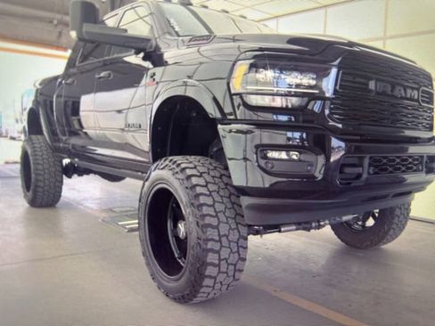 Used 2021 RAM 2500 Limited AWD/4WD image 11