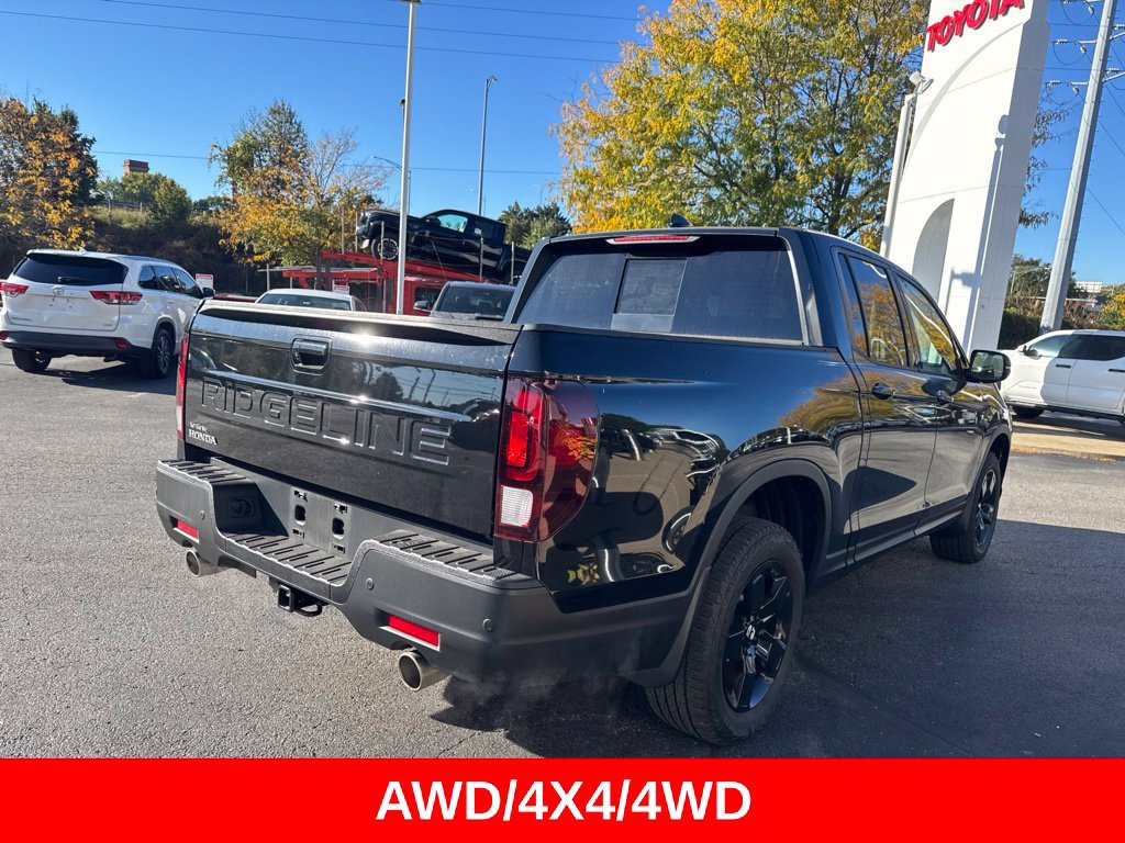 Used 2025 Honda Ridgeline Black Edition image 6