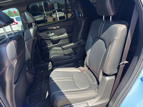 Used 2024 Honda Pilot TrailSport image 15