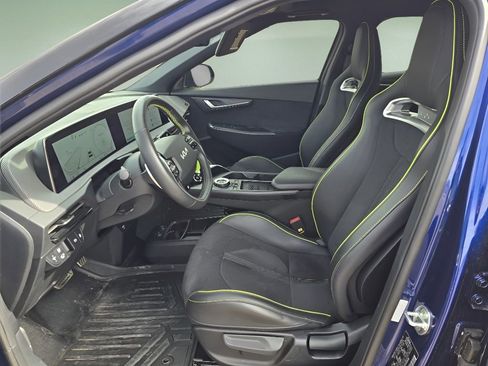 Used 2023 Kia EV6 GT image 12