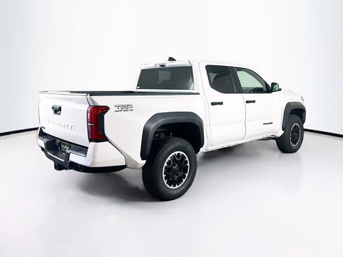 Used 2024 Toyota Tacoma TRD Off-Road AWD/4WD image 9