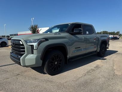 New 2026 Toyota Tundra Limited w/ Limited PVM Package