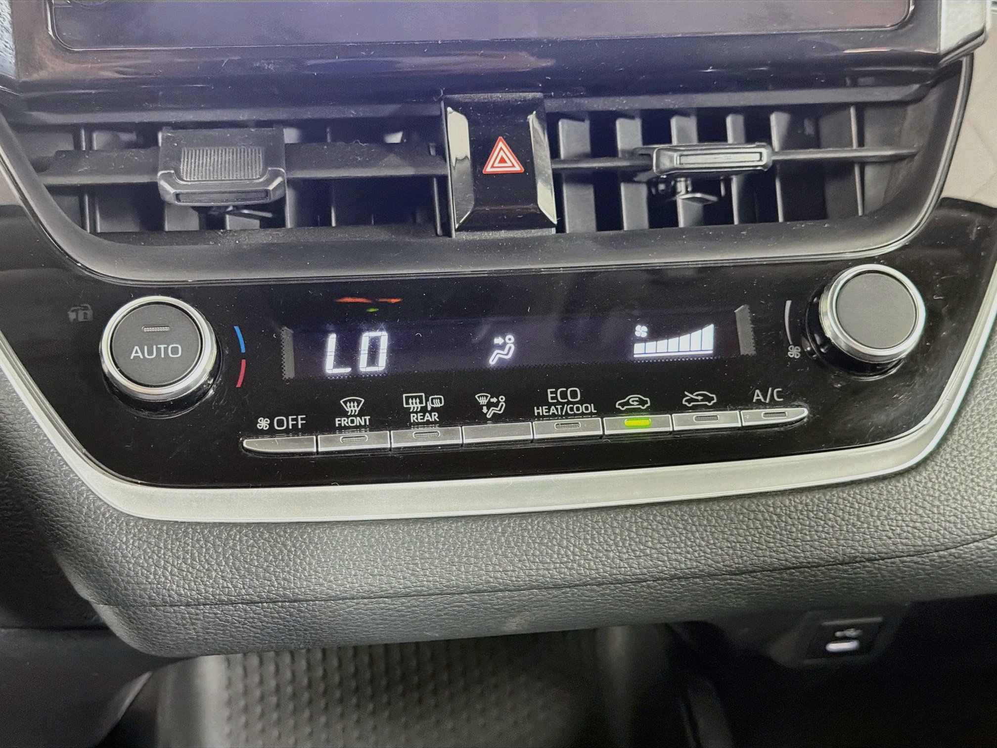 Used 2026 Toyota Corolla LE FWD image 23