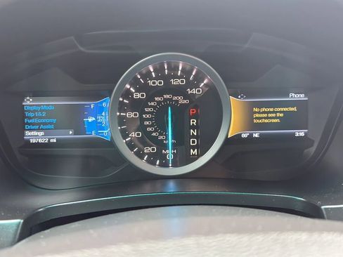 Used 2014 Ford Explorer XLT w/ Equipment Group 202A image 34