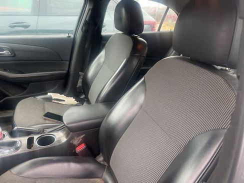 Used 2015 Chevrolet Malibu LT image 12
