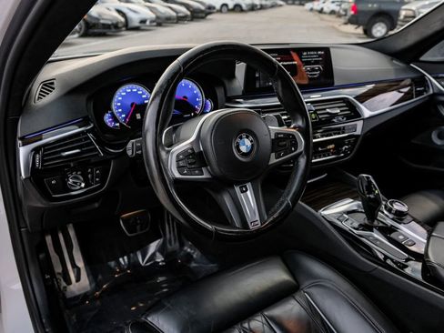 Used 2018 BMW 540i xDrive w/ M Sport Package image 11