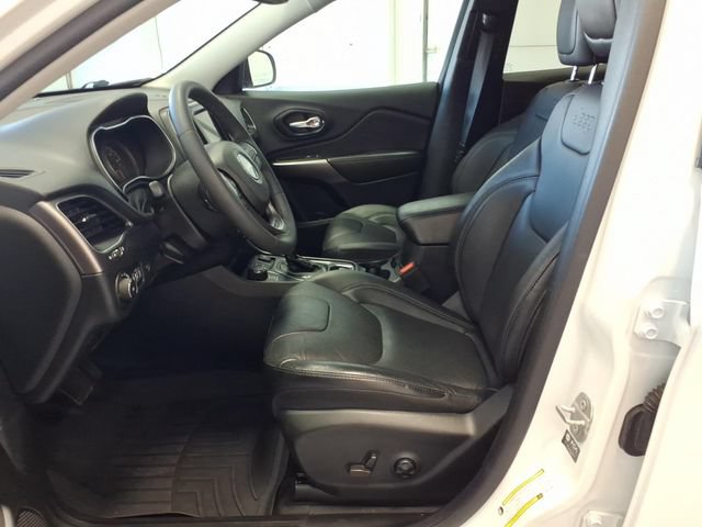 Used 2021 Jeep Cherokee Latitude Lux w/ Comfort/Convenience Group AWD/4WD image 13