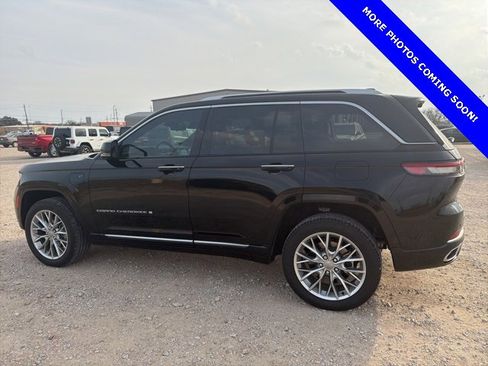 Used 2022 Jeep Grand Cherokee Summit w/ Advanced Protech Group IV image 3