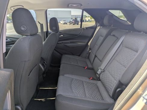 Used 2018 Chevrolet Equinox LT image 14