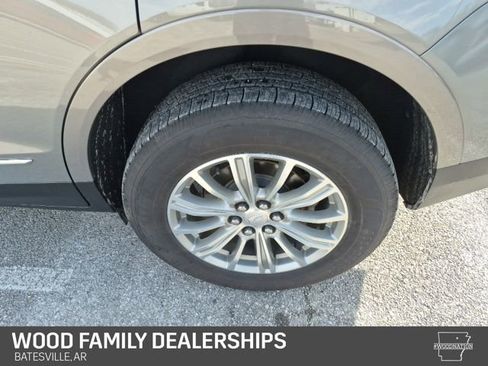 Used 2017 Cadillac XT5 Luxury image 10