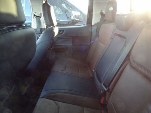 Used 2022 Ford Maverick Lariat w/ Lariat Luxury Package image 10