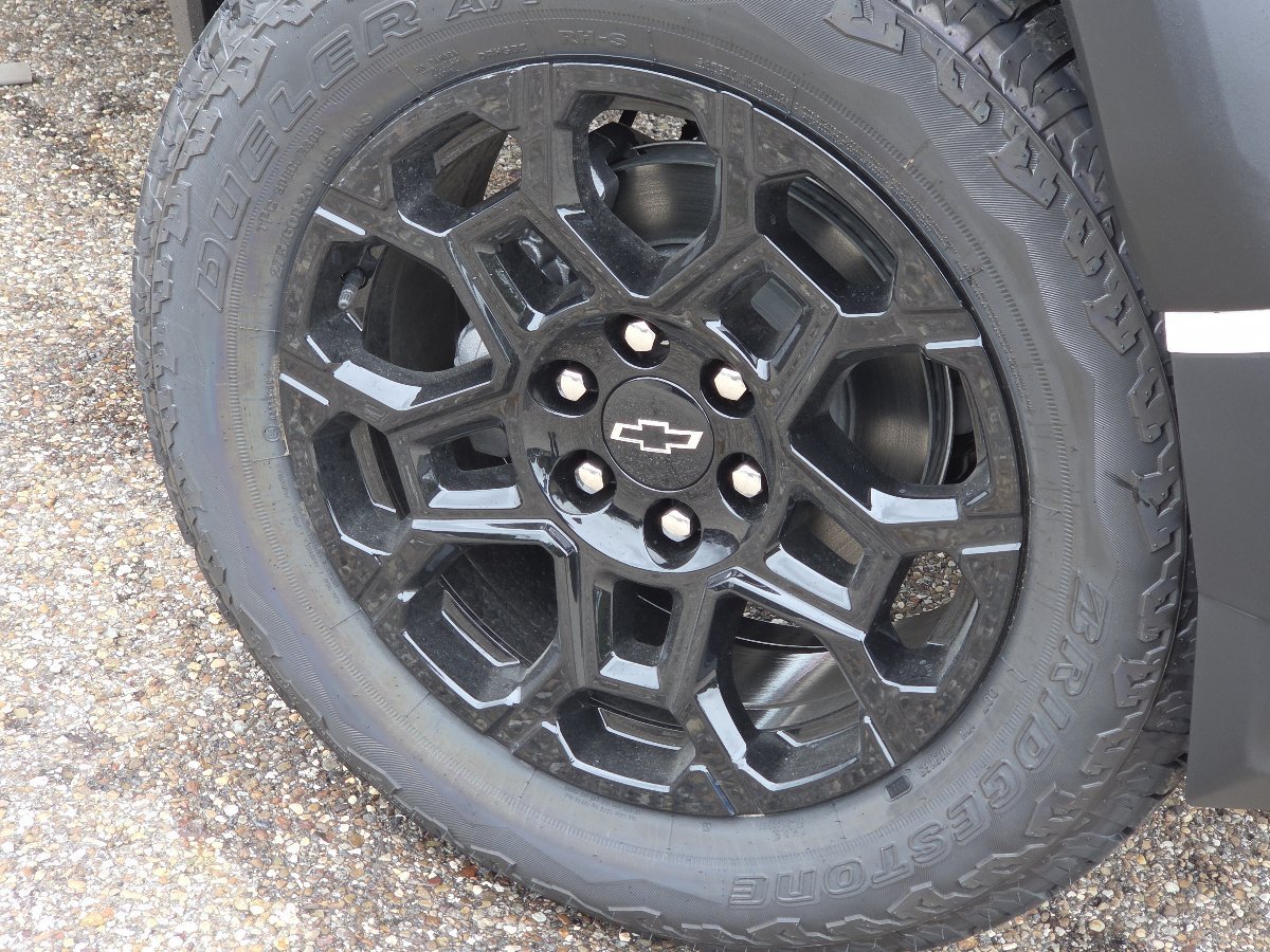 New 2026 Chevrolet Colorado Trail Boss AWD/4WD image 13