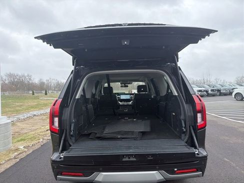 Used 2025 Ford Expedition Max Platinum w/ Driver's Package image 12