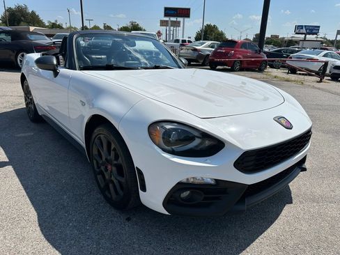 Used 2018 FIAT 124 Spider Abarth w/ Convenience Group RWD image 36