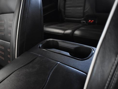 Used 2023 GMC Sierra 1500 AT4X image 29