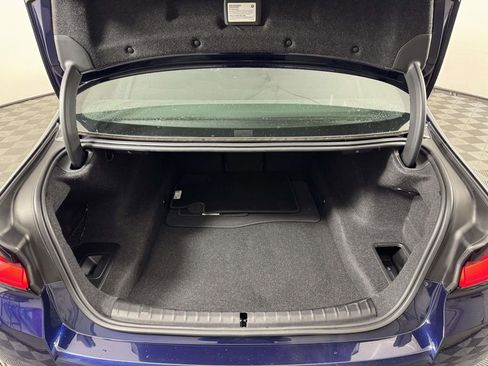 Used 2023 BMW M550i xDrive w/ Dynamic Handling Package image 14