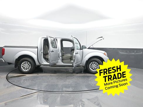 Used 2016 Nissan Frontier SV w/ SV Value Truck Package image 41