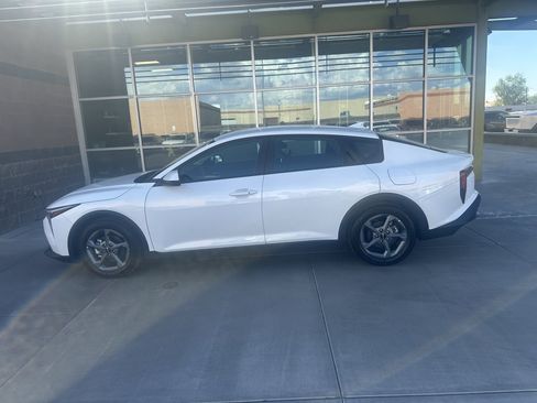Used 2025 Kia K4 FWD image 6