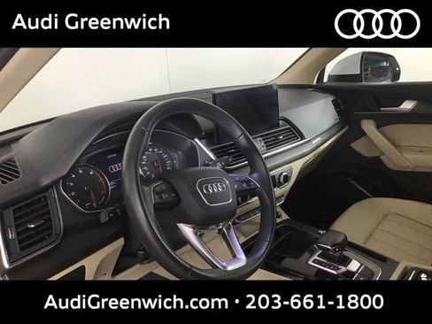 Used 2022 Audi Q5 2.0T Premium w/ Convenience Package AWD/4WD image 8