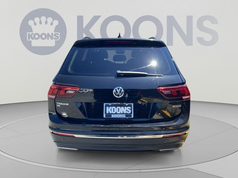Used 2021 Volkswagen Tiguan SE AWD/4WD image 5