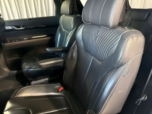 Used 2024 Hyundai Palisade Calligraphy FWD image 15