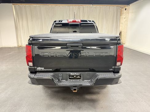 Used 2023 Chevrolet Colorado LT w/ LT Convenience Package image 4