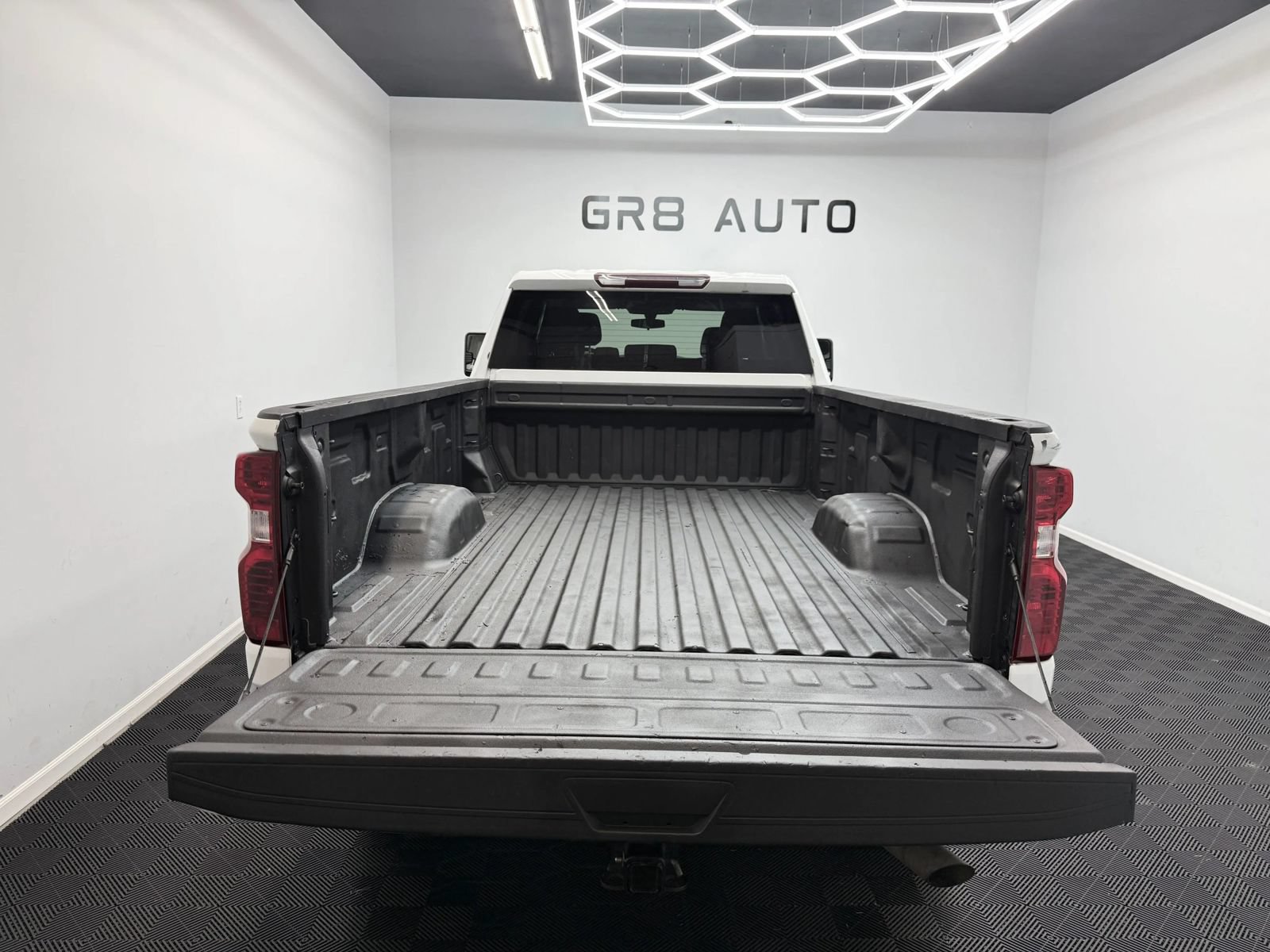Used 2022 Chevrolet Silverado 2500 Custom w/ Custom Convenience Package RWD image 7