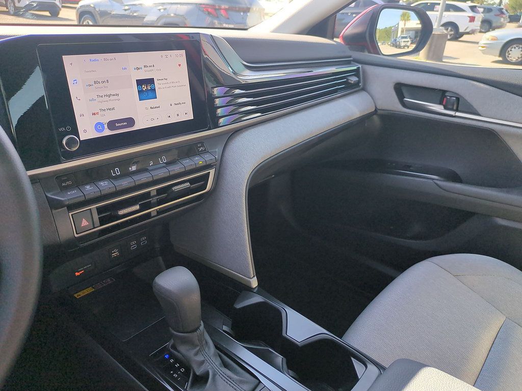 Used 2026 Toyota Camry LE FWD image 20
