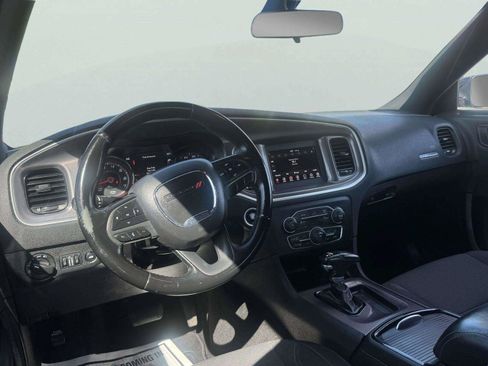 Used 2019 Dodge Charger SXT w/ Blacktop Package RWD image 21