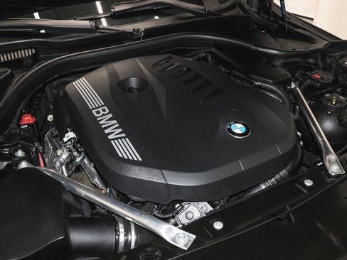 Used 2025 BMW 540i xDrive image 43