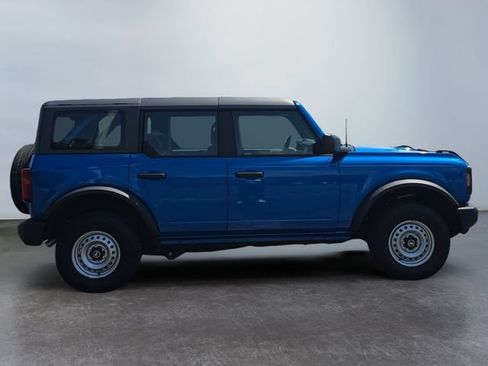Used 2025 Ford Bronco 4-Door AWD/4WD image 6