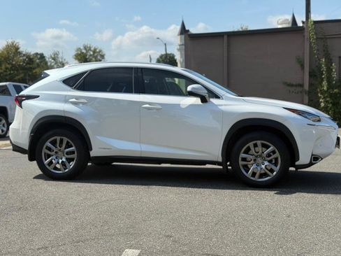 Used 2016 Lexus NX 300h AWD w/ Luxury Package image 7