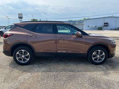 Used 2024 Chevrolet Blazer LT w/ Convenience Package FWD image 7