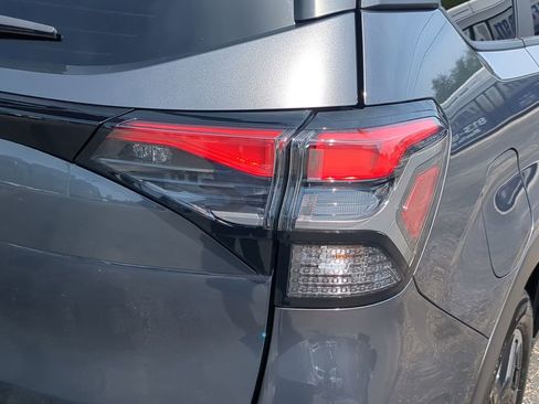 Certified 2025 Subaru Forester Limited AWD/4WD image 8