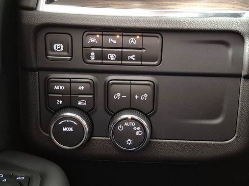 New 2026 Chevrolet Tahoe LT AWD/4WD image 16