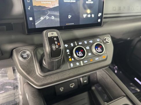Used 2022 Land Rover Defender 110 X-Dynamic HSE AWD/4WD image 23