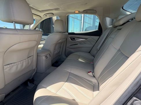 Used 2011 INFINITI M37 x w/ Deluxe Touring Pkg AWD/4WD image 10