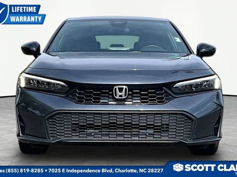 Used 2025 Honda Civic Sport image 2
