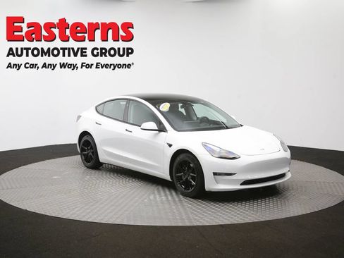 Used 2023 Tesla Model 3 Standard Range RWD image 45