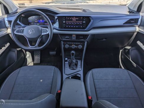 Used 2024 Volkswagen Taos SE image 15