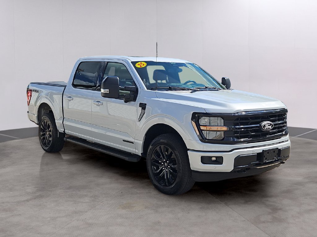 Used 2025 Ford F150 XLT w/ Equipment Group 303A High AWD/4WD image 3